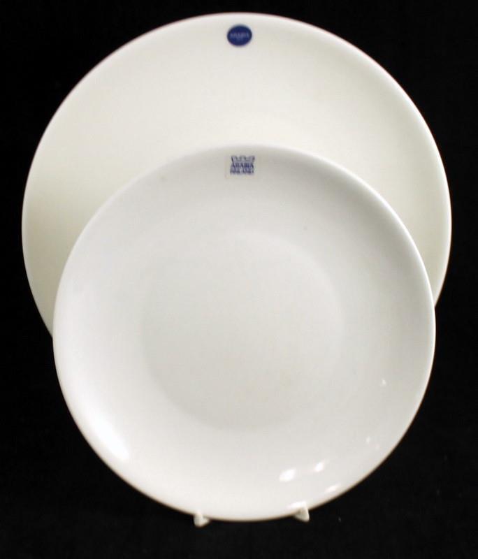 Read more about the article Arabia 24H White Lot of Dinner Plate and Salad Plate