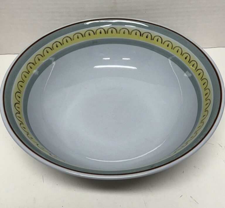 Read more about the article Arabia Finland Crown Band Vegetable Veggie Serving Bowl 10″