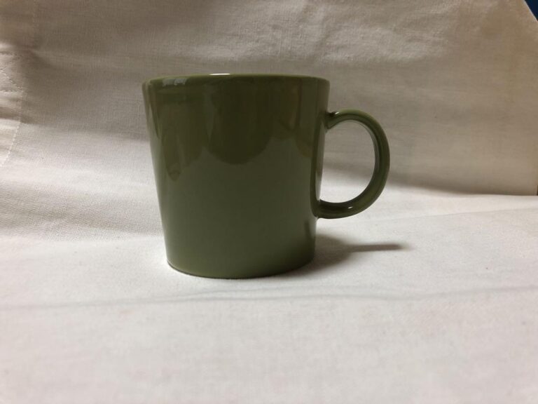 Read more about the article Reasonable Teema Mug Rare Out Of Print Olive Green Color Arabia