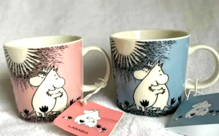 Read more about the article ARABIA Moomin Classic Mug 2024 Japan Limited 0.3L Love Blue and Pink Set of 2