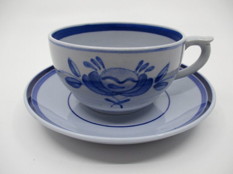 Read more about the article ARABIA OF FINLAND BLUE ROSE CUP and SAUCER – 2 1/8″ -1203I