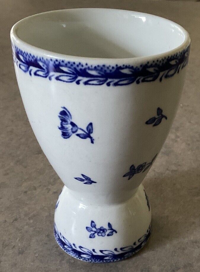 Read more about the article ARABIA :: Vintage MCM 4 1/4” DOUBLE EGG CUP “Finn Flower” RICHTER Scandi FINLAND