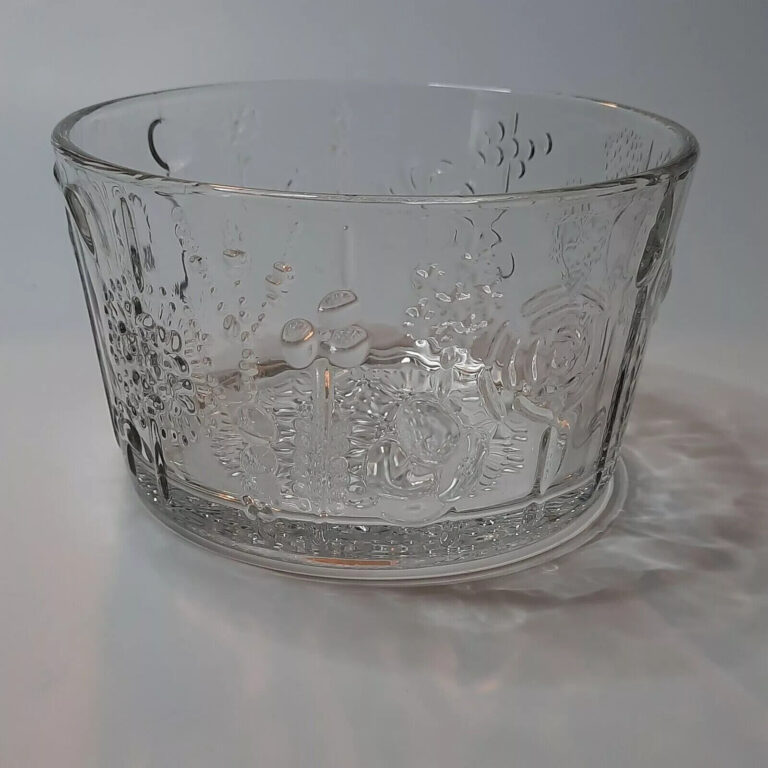 Read more about the article Oiva Toikka Glass Flora Bowl Trinket Dish Littala Arabia Finland Nuutajarvi