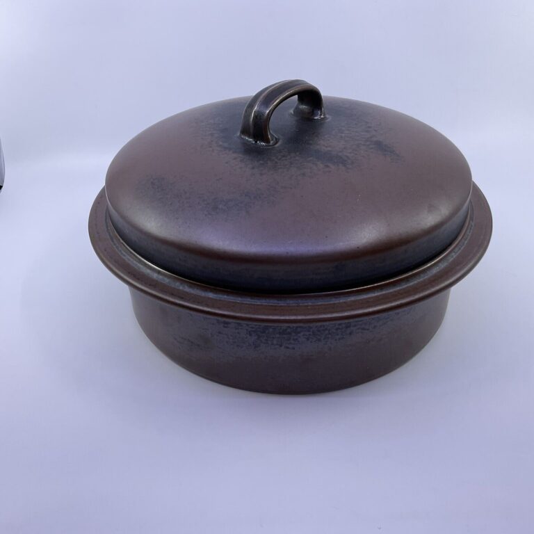 Read more about the article Arabia of Finland Ruska Ulla Procope Covered Casserole 11 5/8” diameter