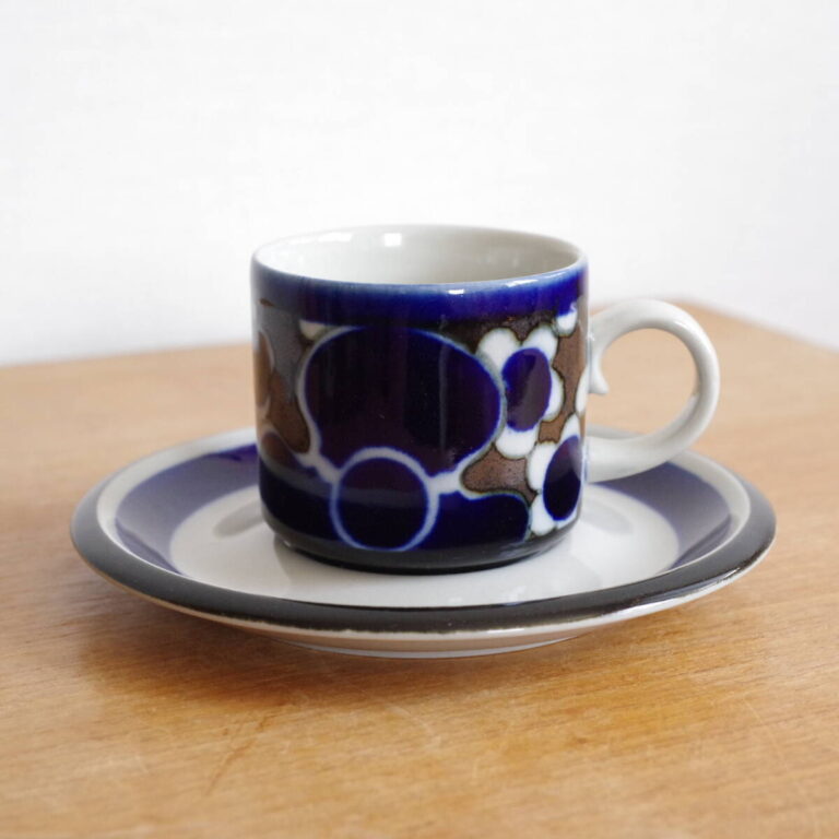 Read more about the article Vintage Arabia Saara Coffee Cup Saucer