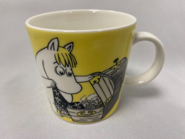 Read more about the article Arabia Moomin Mug Snorkmaiden / Niiskuneiti *NEW