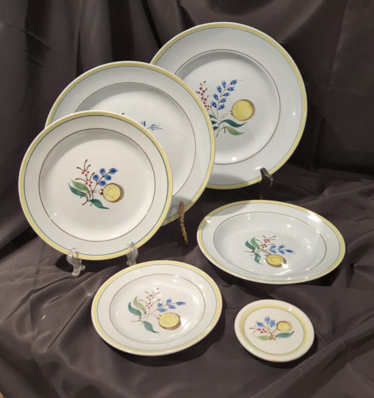 Read more about the article 6 Piece Arabia Windflower Dish Set