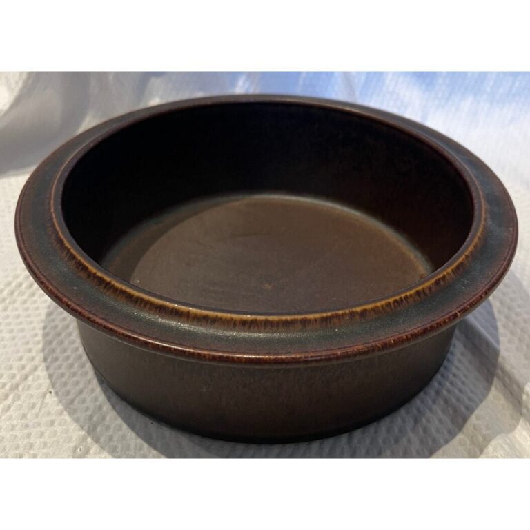 Read more about the article Vintage 70’s Brown Ulla Procope Arabia of Finland “Ruska” Serving Bowl 9″