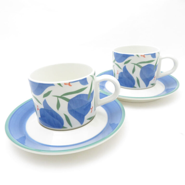 Read more about the article Arabia Balladi Heikki Orvola Coffee Cup Saucer 2-Pair Pair Blue Flower Moreni