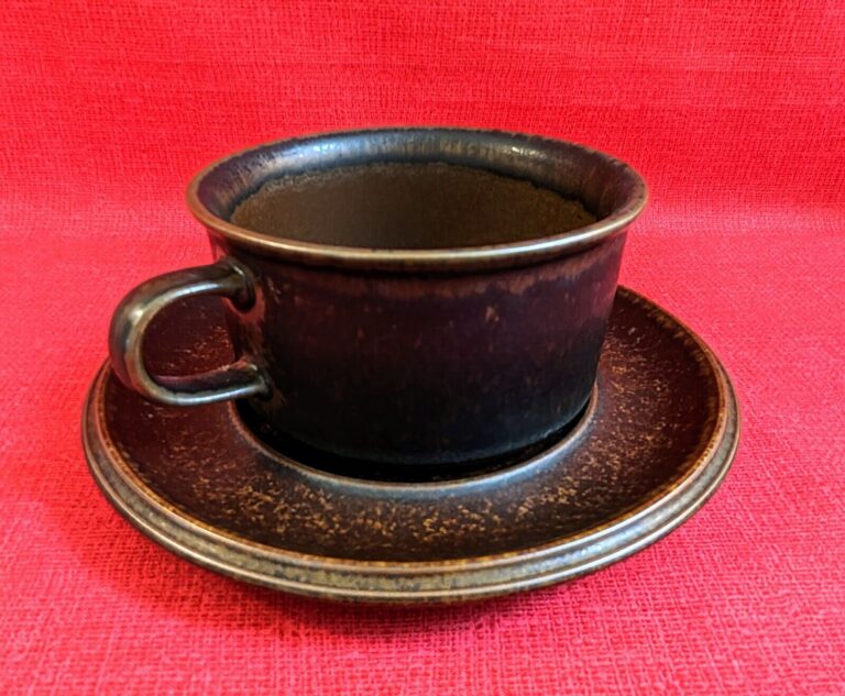 Read more about the article Arabia of Finland  Ruska Flat Cup and Saucer Set (4)