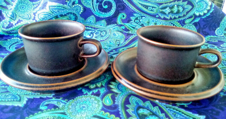 Read more about the article 2 Arabia of Finland Ruska Flat Demitasse Cup and Saucer Sets