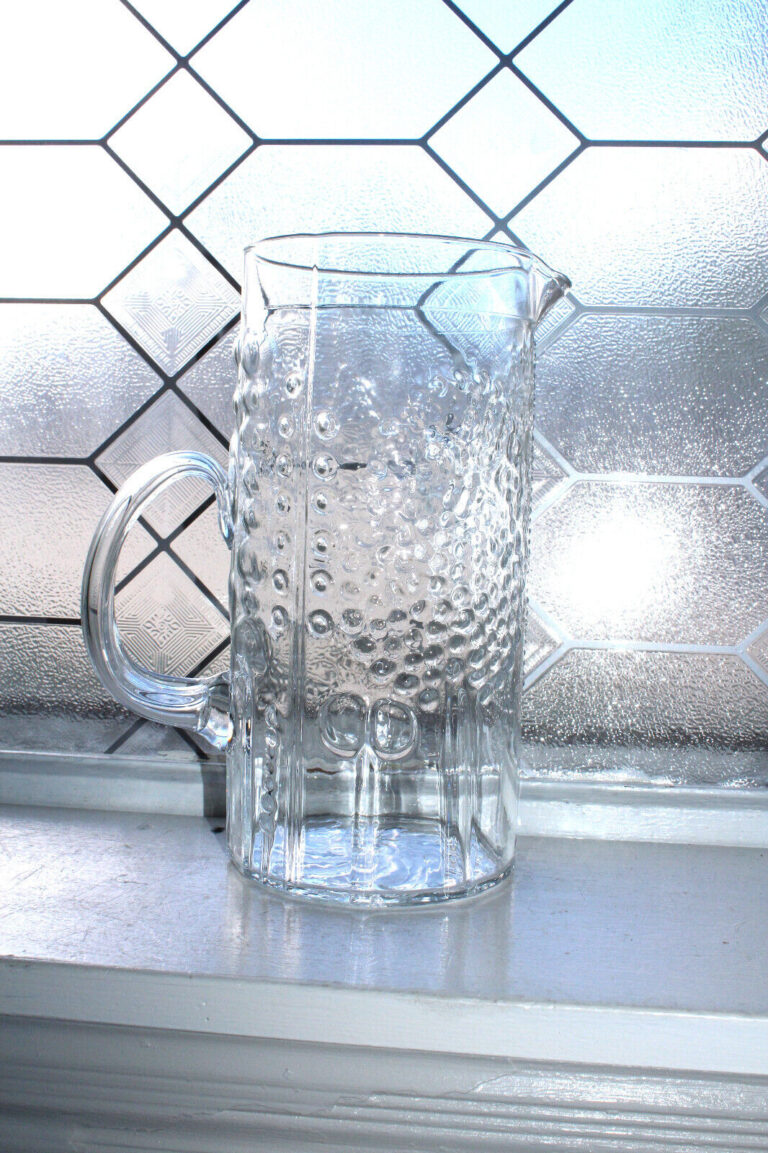 Read more about the article Stunning Oiva Toikka Flora Clear Jug Pitcher Finland Iittala Arabia