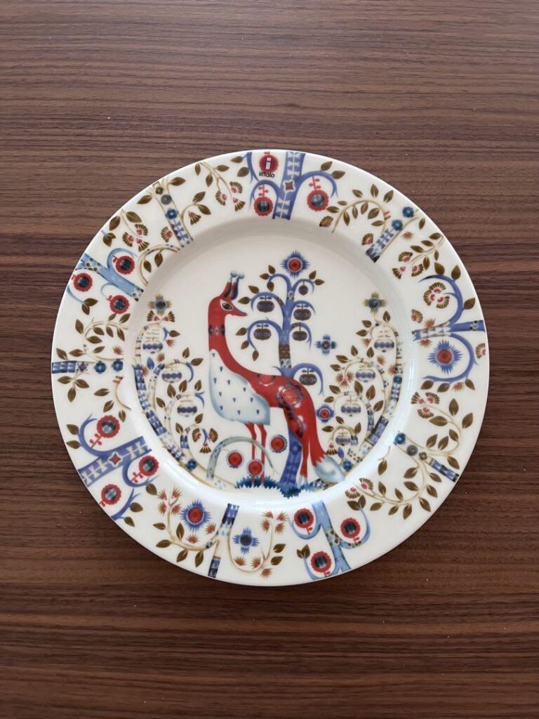 Read more about the article Iittala Taika Plate Royal Copenhagen Scandinavian Arabia