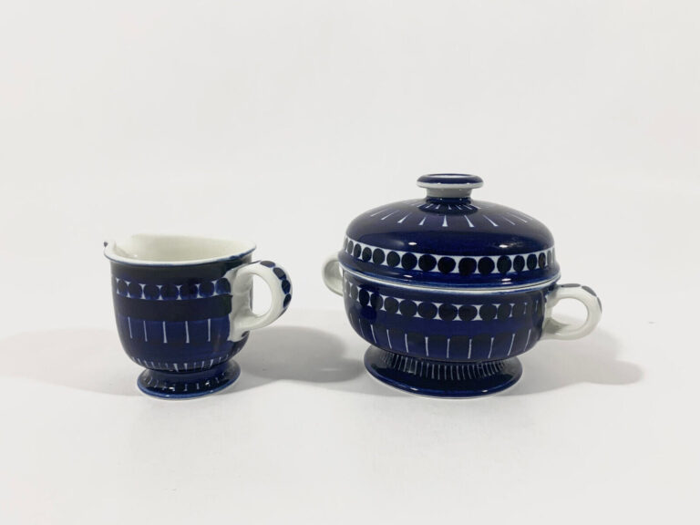 Read more about the article 2x Arabia Valencia Ulla Procope Sugar Bowl and Creamer Set