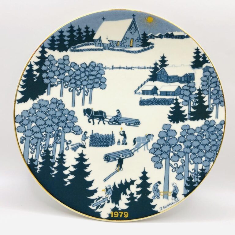 Read more about the article Arabia Christmas Plate With Box