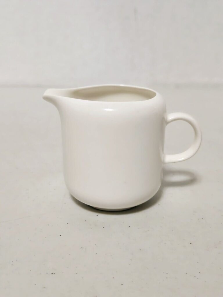 Read more about the article Arabia Finland Arctica White Miniature Creamer – 2.75″ Tall Pitcher