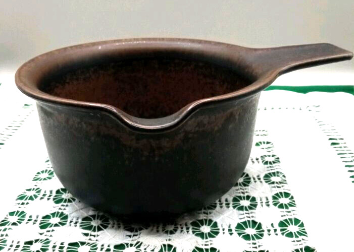 Read more about the article Arabia of Finland Ruska  Ulla Procope Open Gravy/Sauce Boat