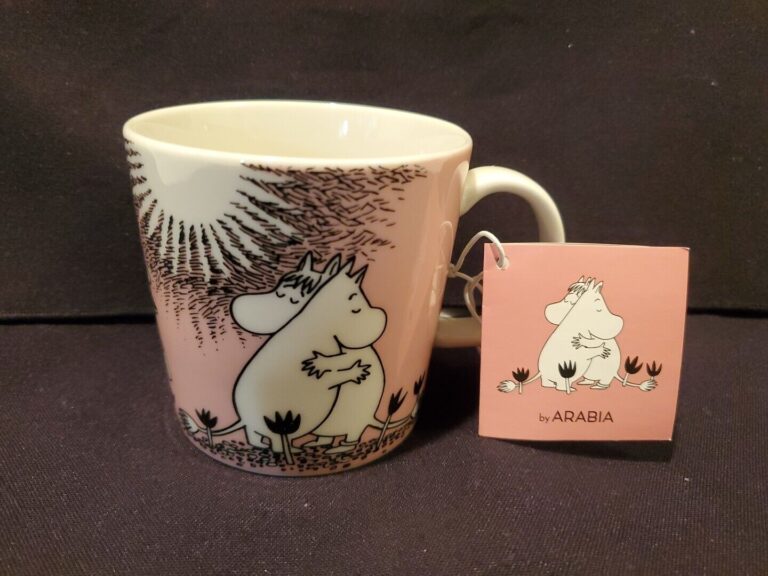 Read more about the article ARABIA Moomin Classic LOVE Mug Cup Pink NEW Tag NWT