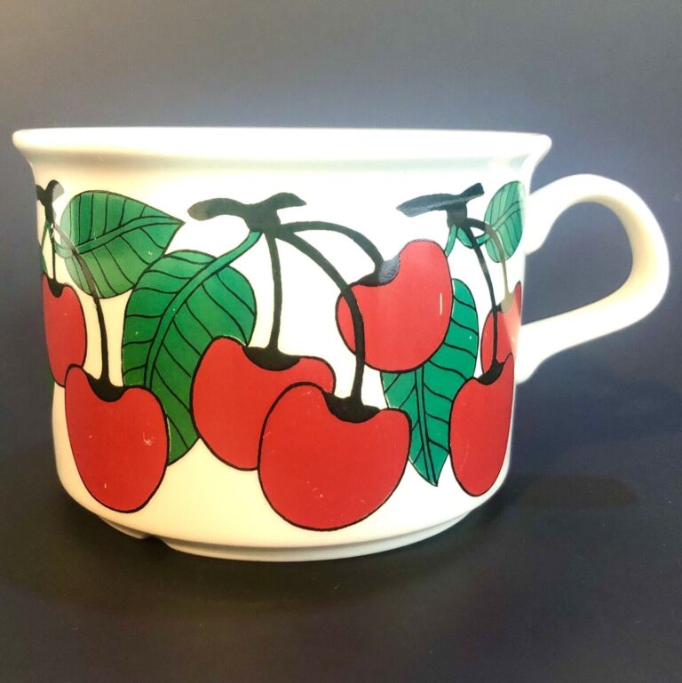 Read more about the article ARABIA Finland Kirsikka Cherry 8 oz. Coffee Tea Cup