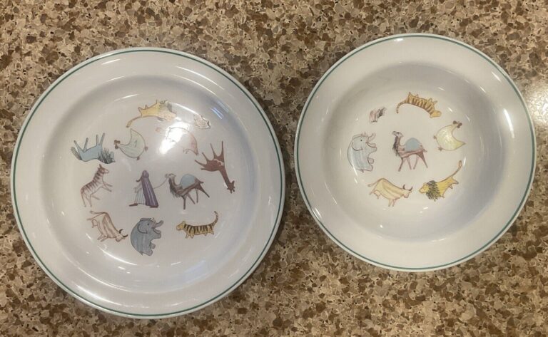 Read more about the article VTG 2 PIECE ARABIA FINLAND CHILD’S ANIMALS IN PARADE BOWL and PLATE