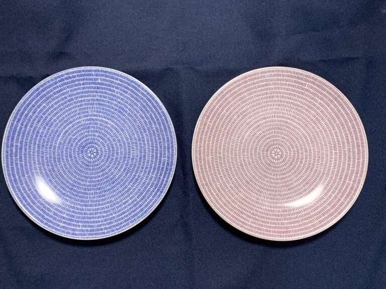 Read more about the article Arabia Avec Plate 21Cm Blue Purple Set 2