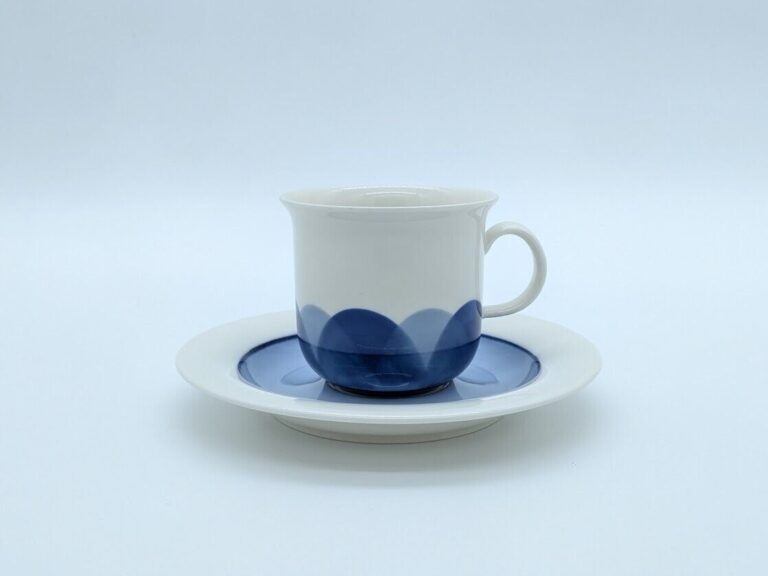 Read more about the article Arabia Arctica Pudas Pudas Coffee Cup Saucer Inkeri Leivo