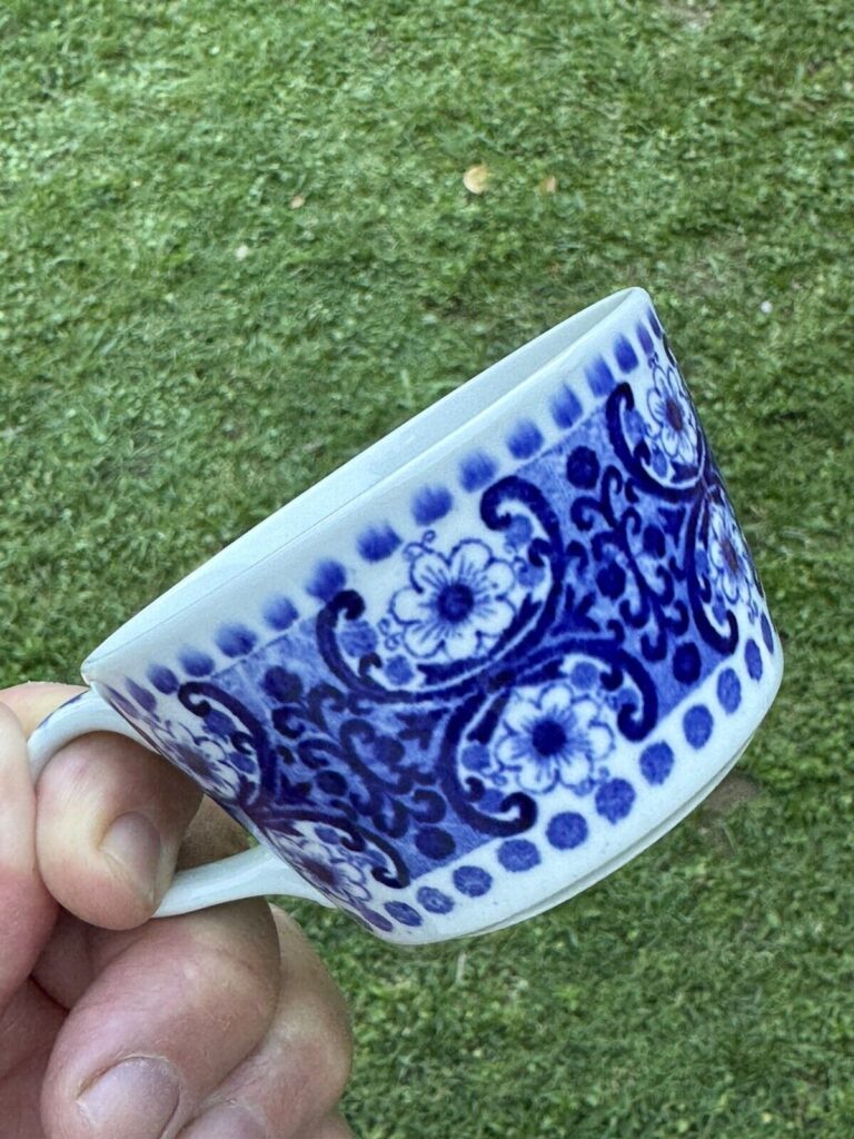 Read more about the article Rare Arabia Finland Ceramic Blue Ali Demitasse Cup – As New