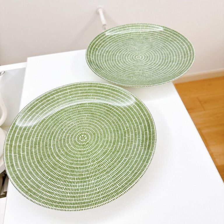 Read more about the article Arabia Avec 24H 20cm Plate Green Discontinued Product