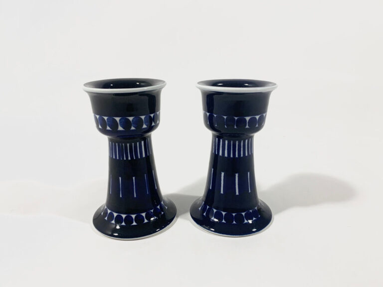 Read more about the article 2x Arabia Valencia Ulla Procope Pedestal Egg Cups 1x Crack