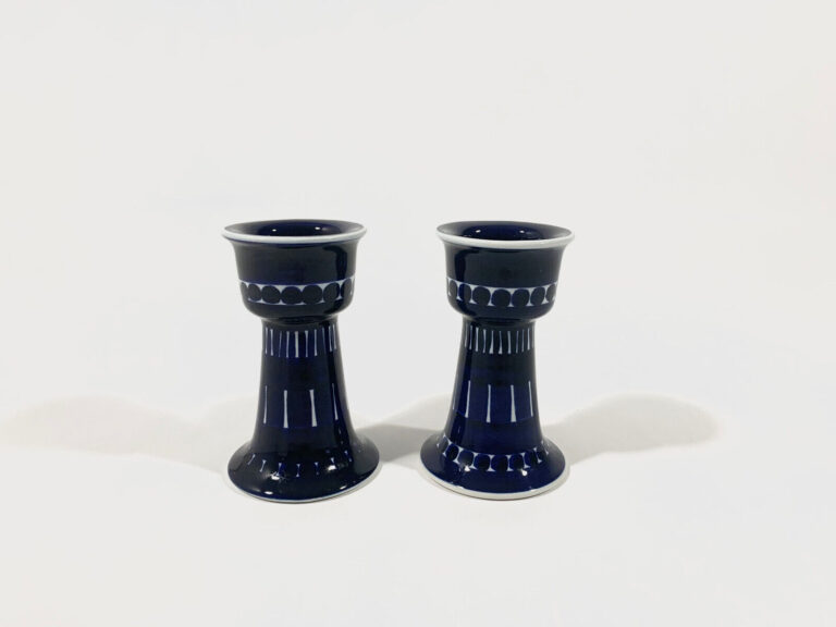 Read more about the article 2x Arabia Valencia Ulla Procope Pedestal Egg Cups