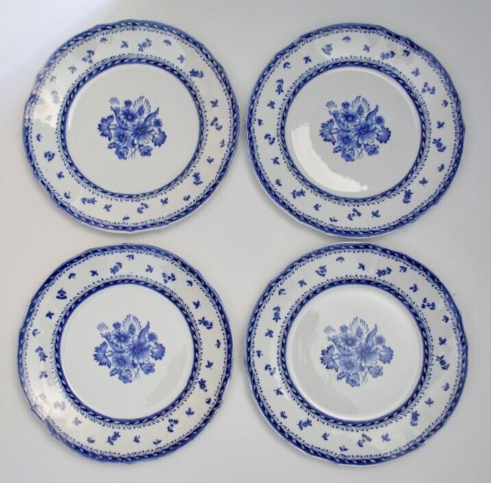 Read more about the article 4 Finn Flower Blue-Arabia of Finland-9 1/4″ Luncheon Plates 1960’s EXCELLENT