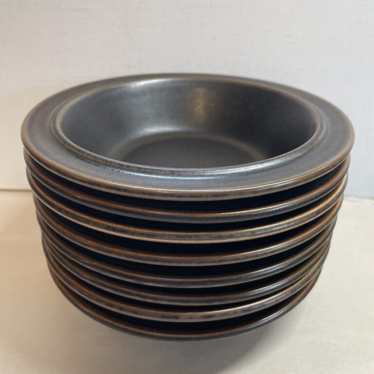 Read more about the article 8 Arabia Ruska Rim Cereal Bowls Finland Rustic Brown/Black  6-7/8 inches