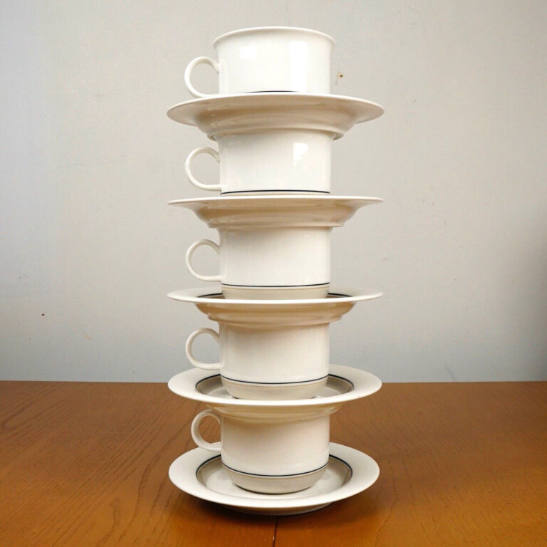 Read more about the article Arabia Finland Seita Arctica Cups Saucers 10 Piece 5 Sets tea coffee espresso