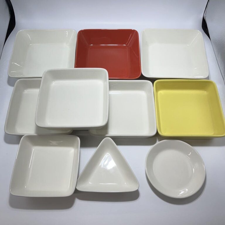 Read more about the article iitala arabia teema Plate set 10 Pieces Square Round White Red Yellow Simple