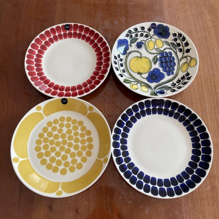 Read more about the article [New] Arabia Plates Set of 4 From Japan