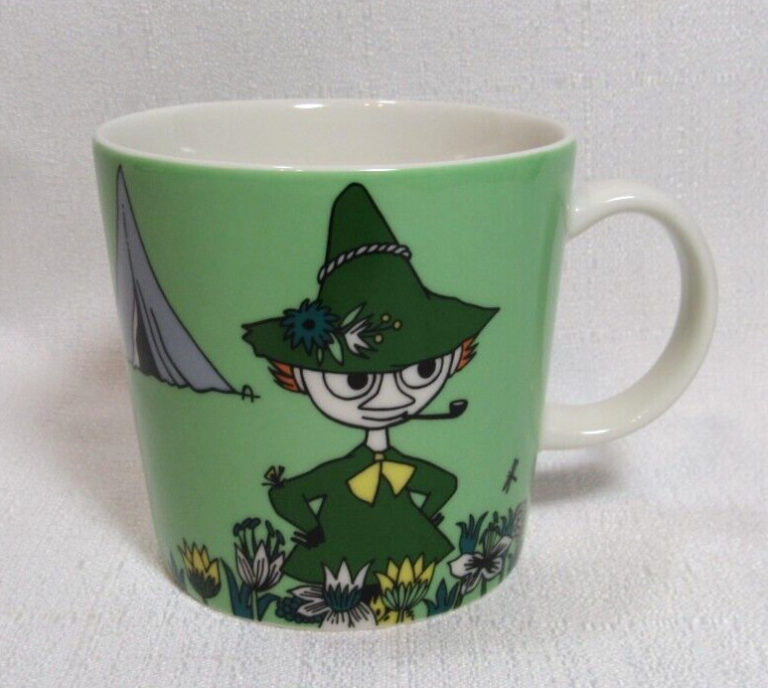 Read more about the article ARABIA of Finland MOOMIN VALLEY Tove Jansson 1 SNUFKIN Green Mug GC