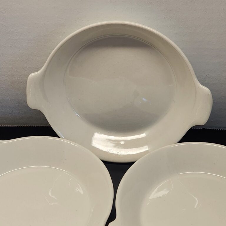 Read more about the article Arabia of Finland Augratin Individual Baking Dishes Service for 6