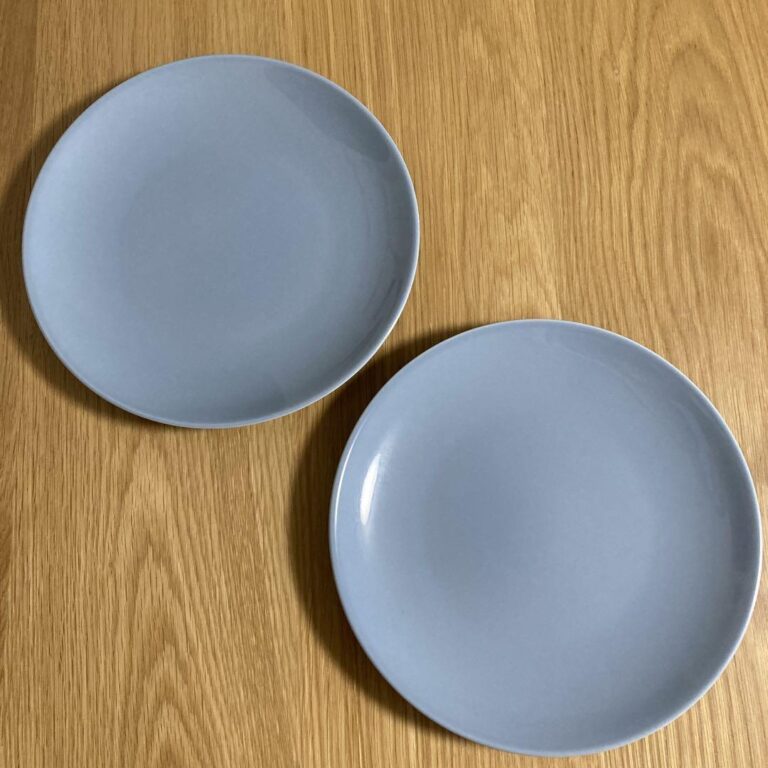 Read more about the article m26s ARABIA Set Of 2 Large Plates Blue