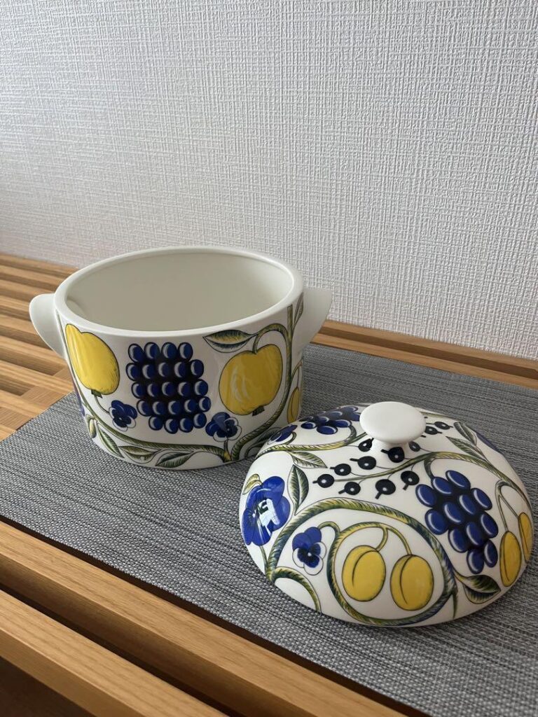 Read more about the article [Brand new  unused] Arabia Paratiisi Yellow Soup Bowl 2.4L With Lid From Japan