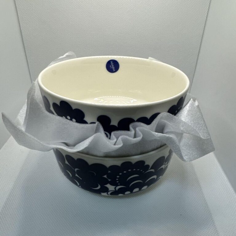 Read more about the article [Brand new  unused] ARABIA Esteri Bowl  White Navy  13cm  2 pieces From Japan