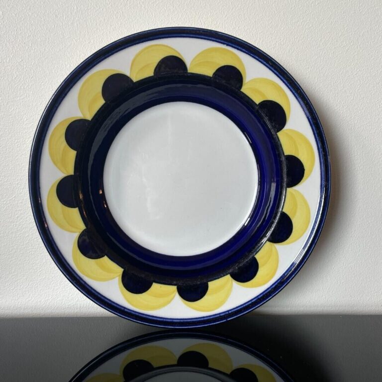 Read more about the article Arabia Paju Yellow Soup Bowl Plate 23cm Anja Jaatinen-Winquist #2