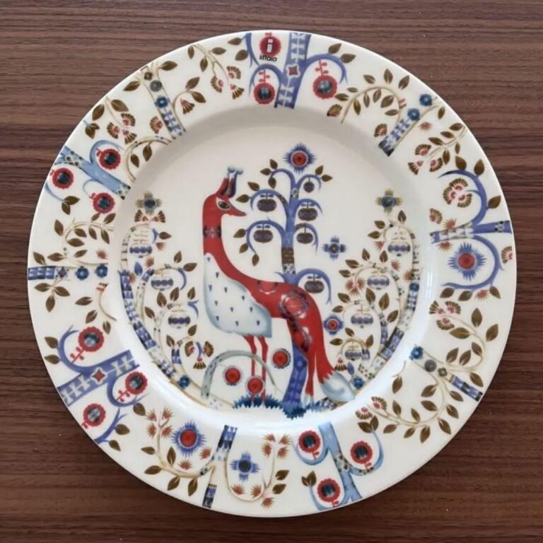 Read more about the article Iittala Taika Plate Royal Copenhagen Scandinavian Arabia