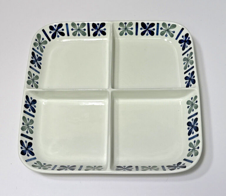 Read more about the article Arabia Finland Katrilli Blue Green Flower Divided 10″ Square Serving Tray Dish