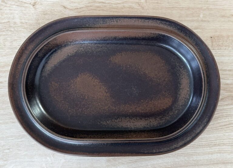 Read more about the article VTG Arabia Finland Ruska Oval Platter Ulla Procope 14″ 3/8″ x 9 5/8″ Stoneware