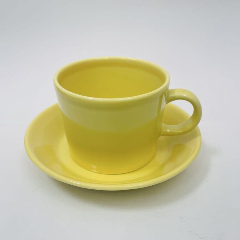 Read more about the article Arabia Iittala Teema Coffee Cup Saucer Yellow 03