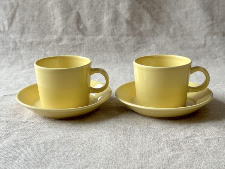 Read more about the article Arabia Vintage Teema Yellow Coffee Cup Saucer 2