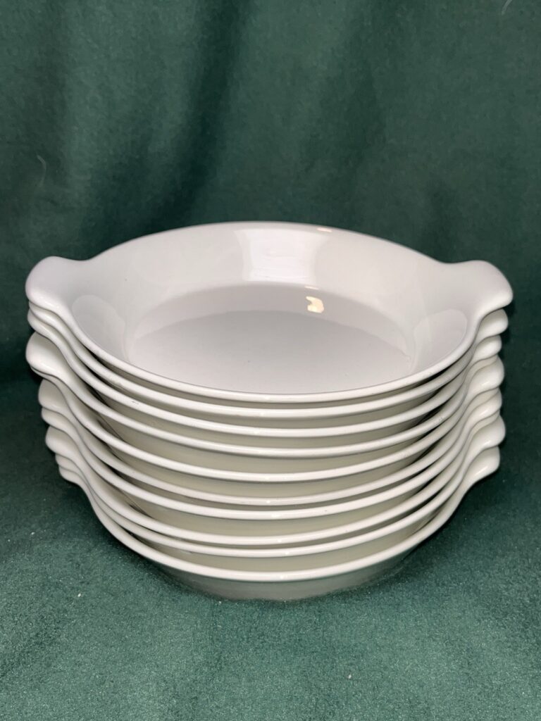 Read more about the article Set of 10 Arabia of Finland Arctica White Individual Au Gratin Dishes