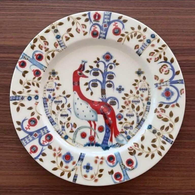 Read more about the article Iittala Taika Plate (Royal Copenhagen  Scandinavia  Arabia