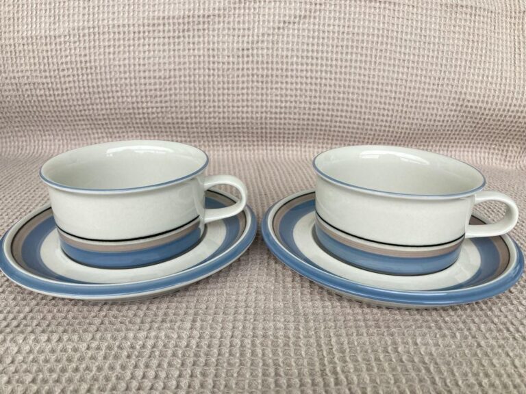 Read more about the article Arabia Uhtua Teacup Saucer 2-Piece Pair Set
