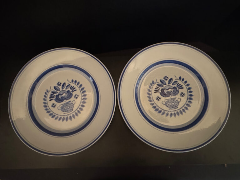 Read more about the article Pair Blue Rose Arabia Plates Glazed Handpainted Made in Finland Some Crazing